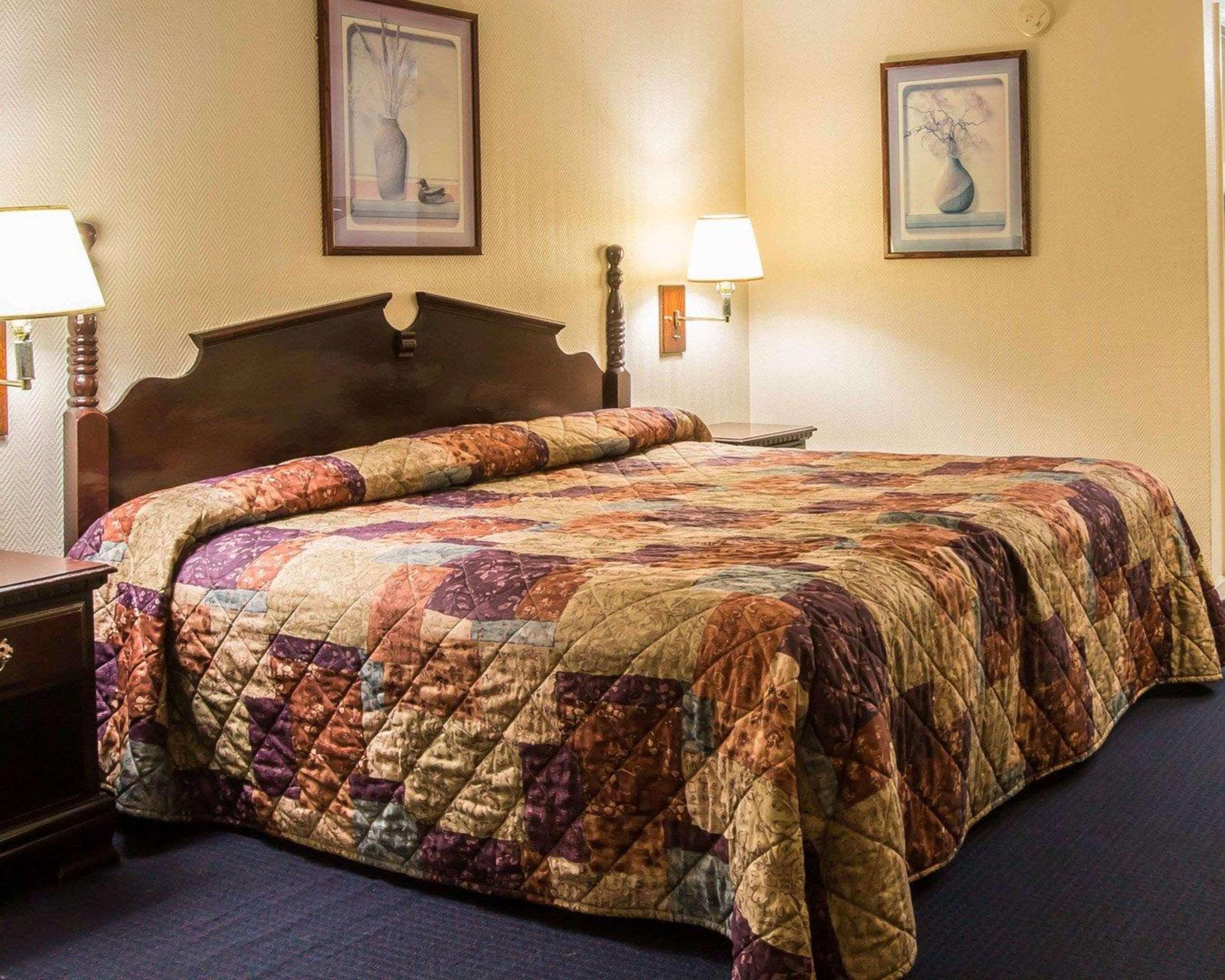 Rodeway Inn フェニックスシティ エクステリア 写真