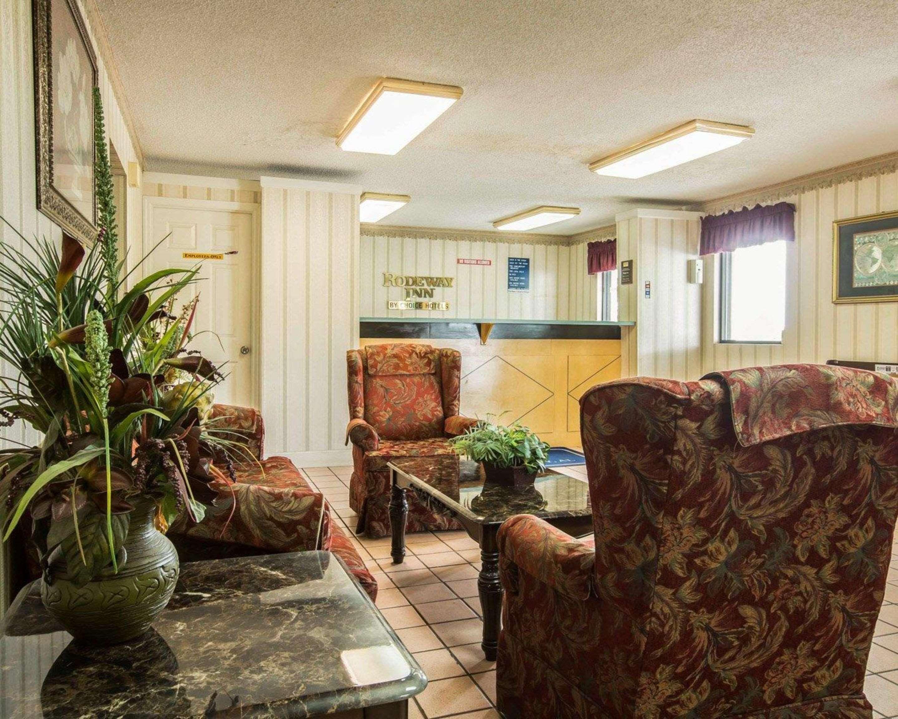 Rodeway Inn フェニックスシティ エクステリア 写真